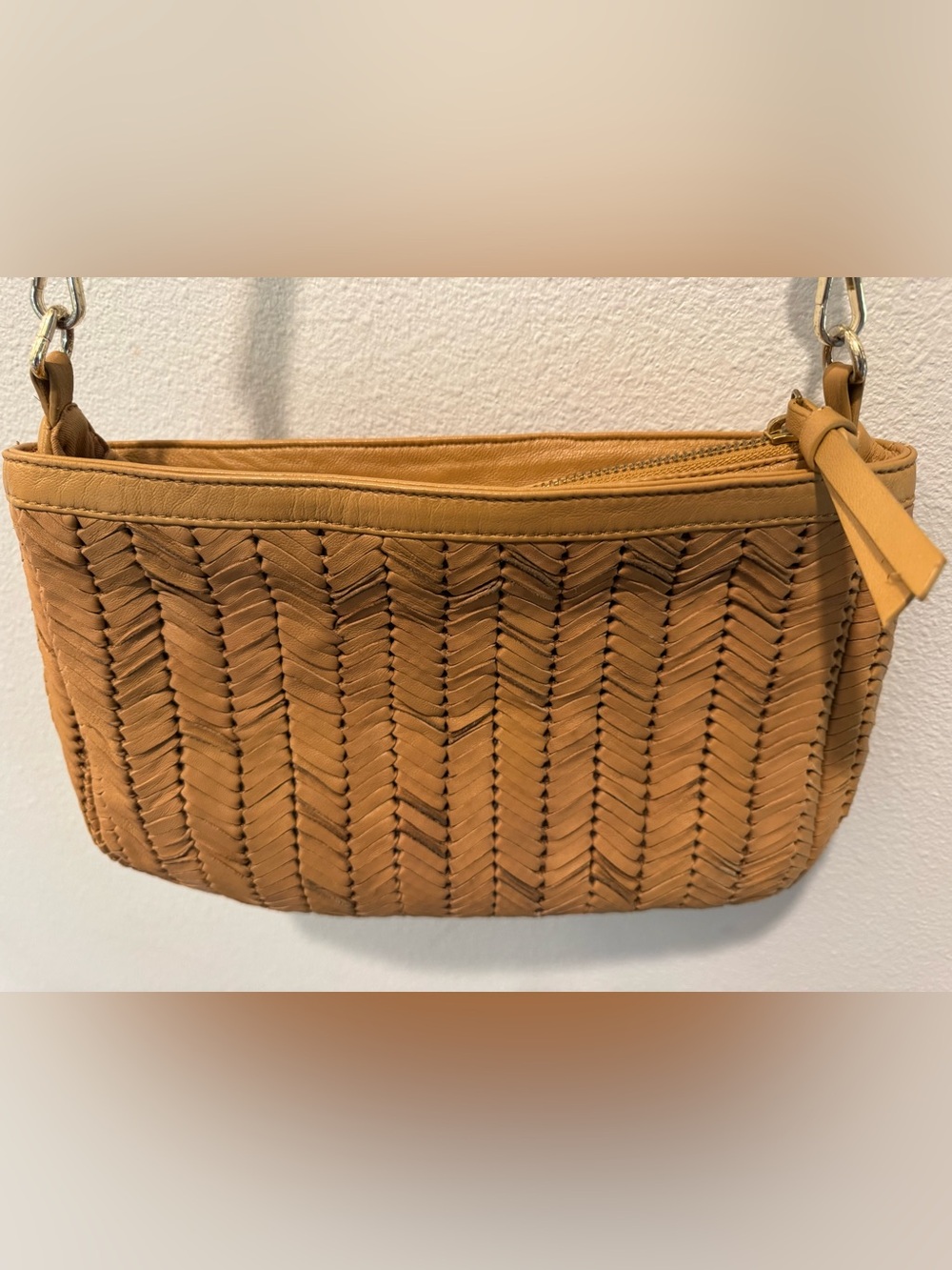 Rare handwoven crossbody/ clutch leather bag by Anthropologie - Picture 2 of 4